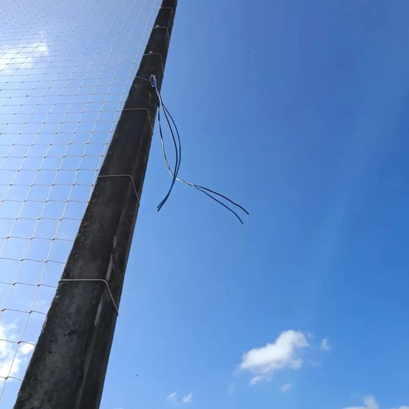 Ladrões furtam 100 metros de fios e causam prejuízo em estádio de Jaboti