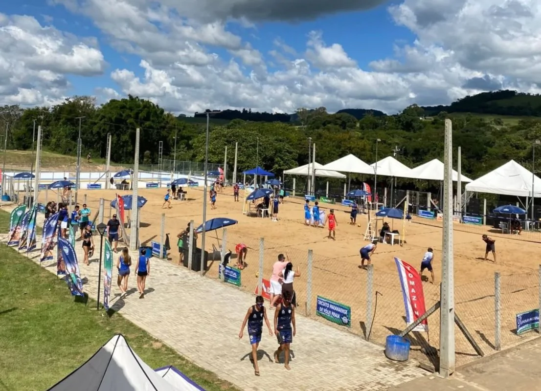 Paranaense de Vôlei de praia movimentou o feriadão em Tomazina