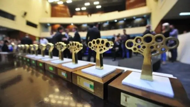 COLUNA ADI-PR: obras, energia e corrida eleitoral