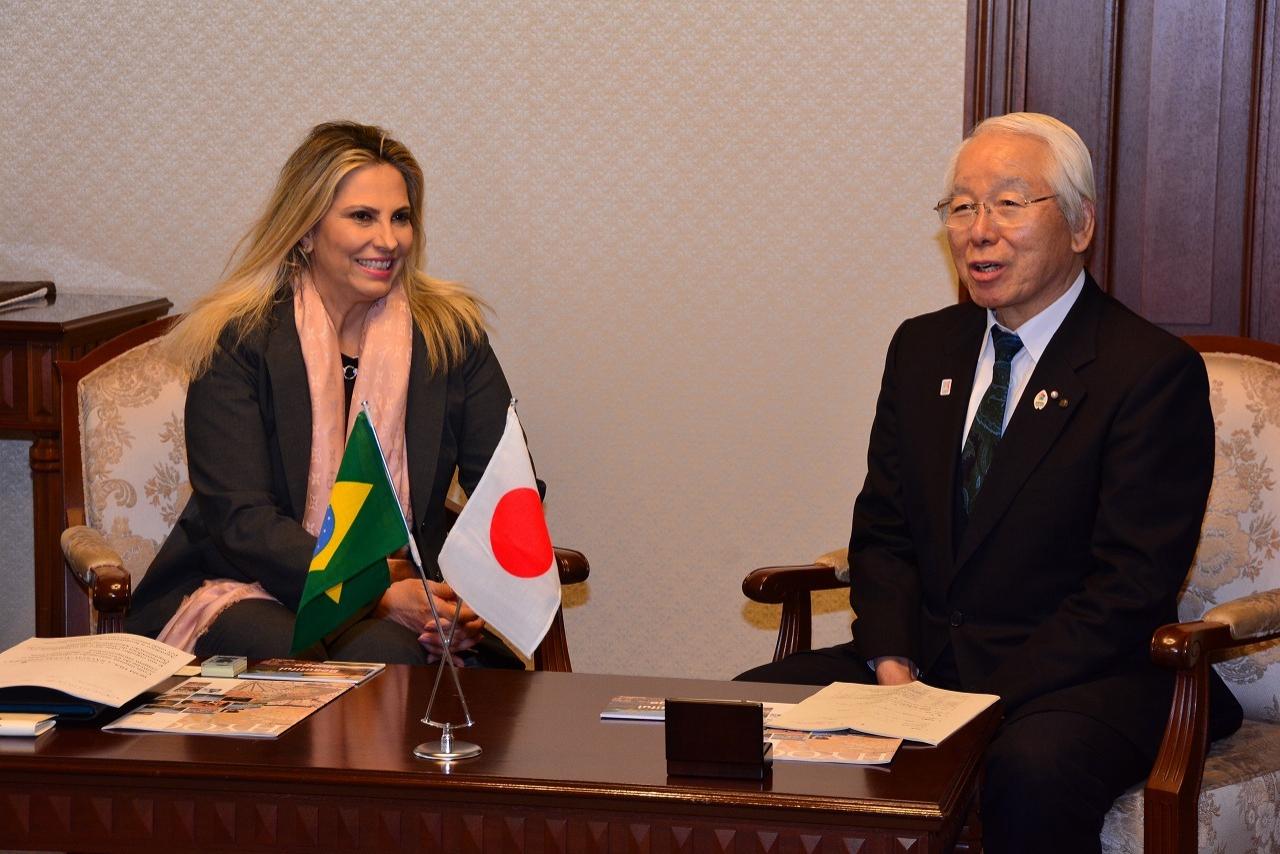 Cida Borghetti busca novos investimentos e parcerias no Japão