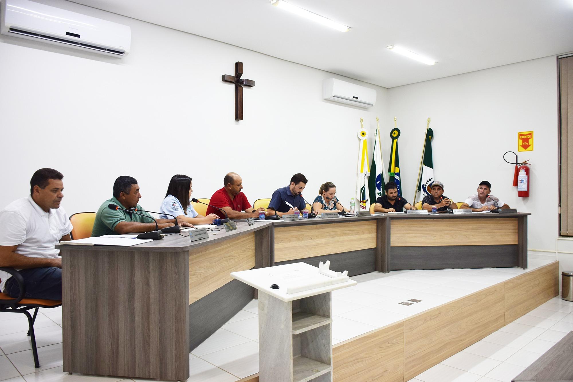 Câmara realiza primeira sessão de 2019 e apresenta nova diretoria