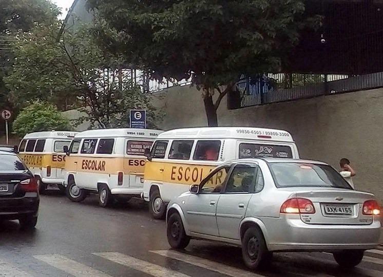 2º BPM realiza reunião com proprietário de vans escolares