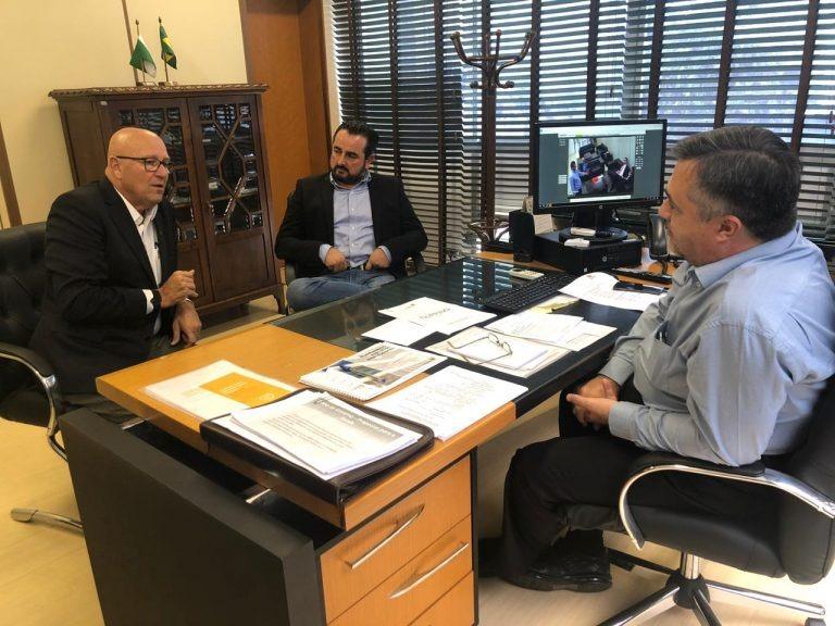 Romanelli pede urgência na construção do centro de especialidades em Jacarezinho
