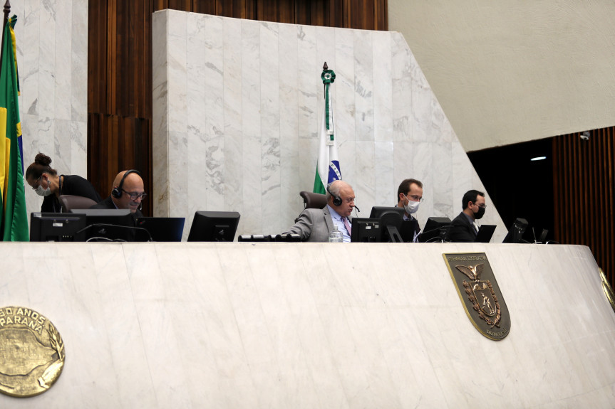 Deputados aprovam crédito especial de R$ 319 milhões para enfrentamento ao coronavírus