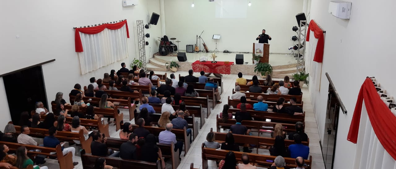 Em novo decreto, prefeitura de Arapoti permite reabertura das igrejas