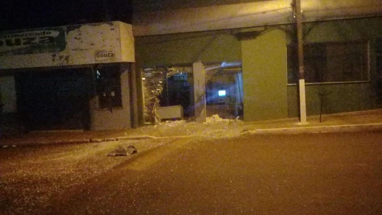 Suspeitos de explodir caixas eletrônicos e traficar drogas na região são presos