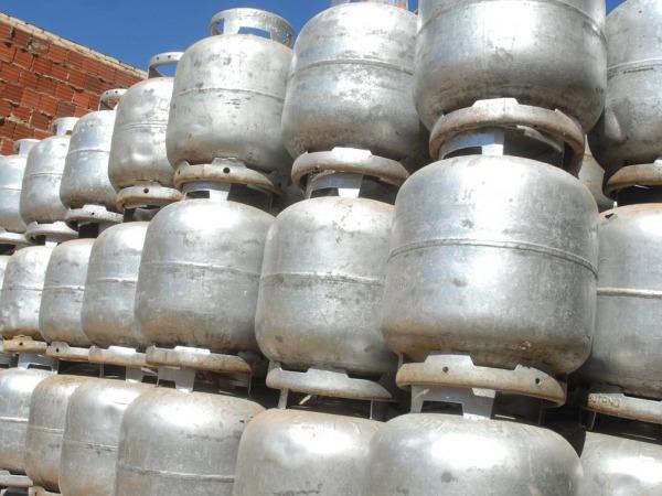 The Rise of AI-Powered Personal Assistants: How They Manage