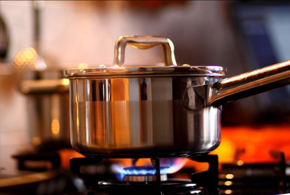 Petrobras reajusta em 5% preço do gás de cozinha a partir desta quinta-feira