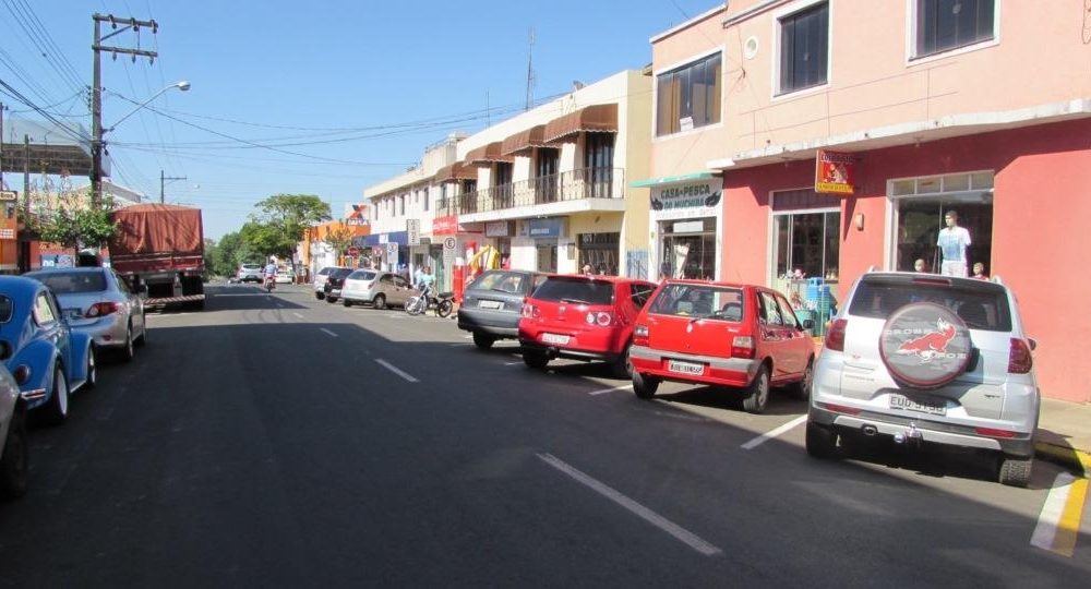 Comércio e igrejas voltam a funcionar em horário normal em Wenceslau Braz