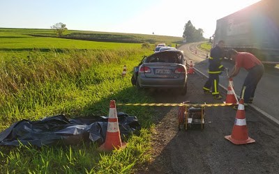 Ex-chefe do IML de Jacarezinho morre em acidente entre carro e carreta