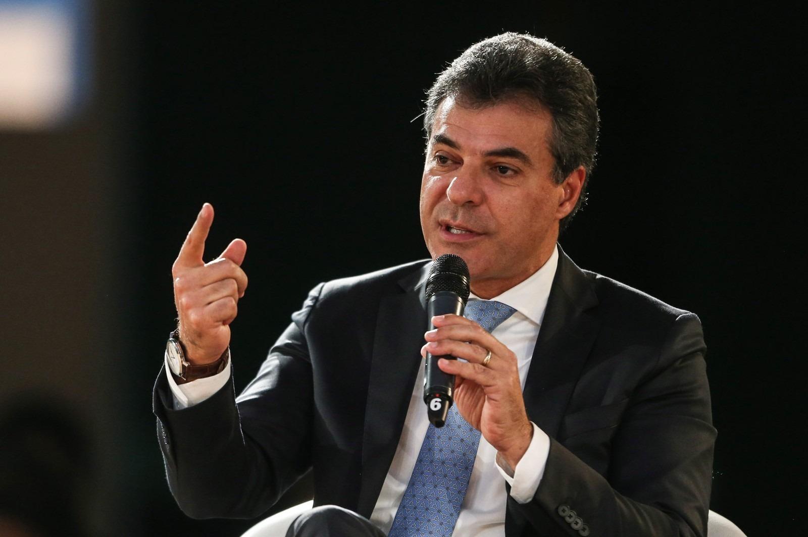 Presidente do STJ manda soltar ex-governador Beto Richa