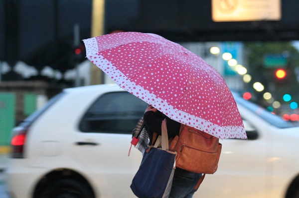 Frente fria se aproxima do Paraná e mínima cai para 7º nos Campos Gerais e Norte Pioneiro