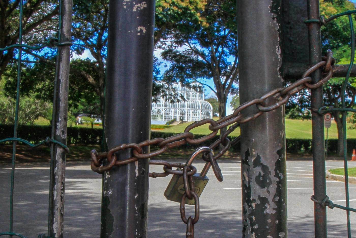 Justiça pede anulação de decretos do Governo e Lockdown no Paraná