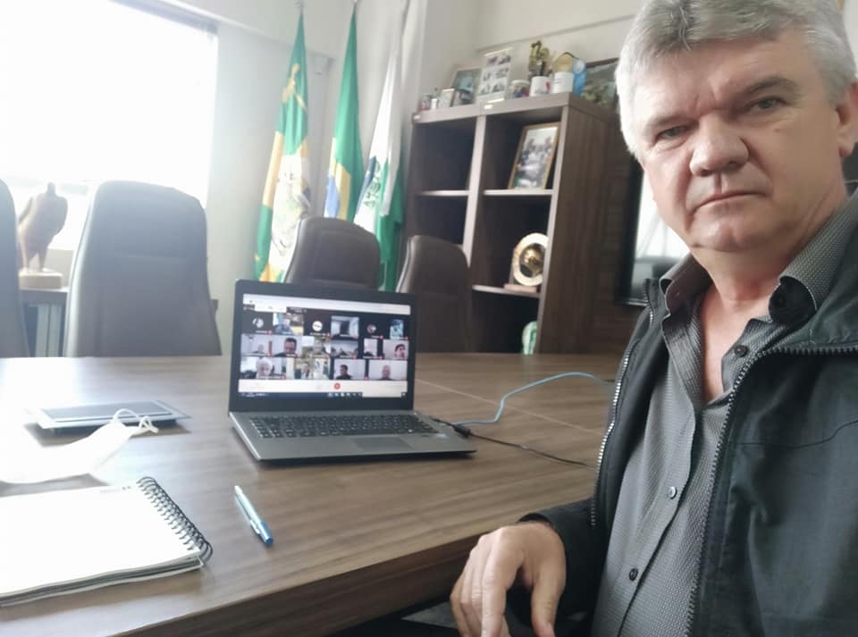 Juca Sloboda participa de videoconferência do governo sobre combate a Covid-19