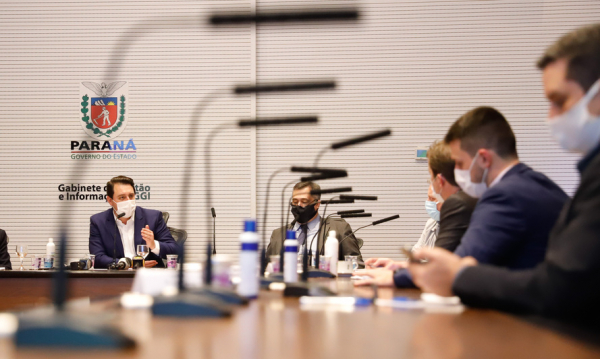 Saúde diz que casos de Covid no Paraná devem crescer quase 50% em uma semana ou 10 dias
