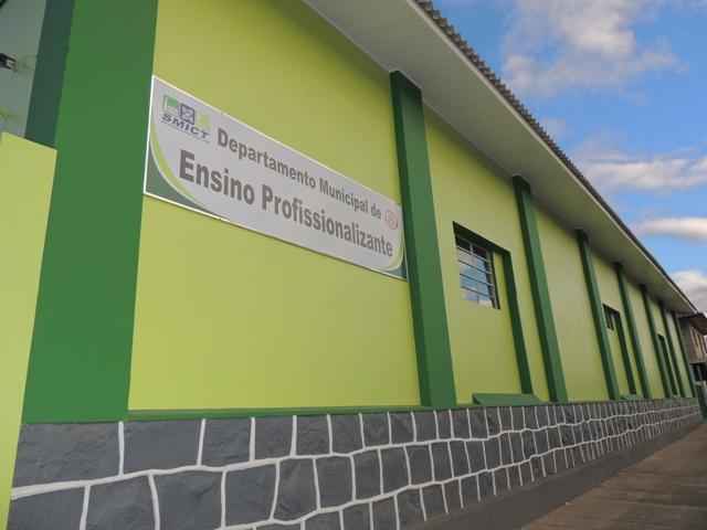 Programa Jovem Aprendiz em Jaguariaíva completa quinze anos e já beneficiou mais de 1,3 mil jovens