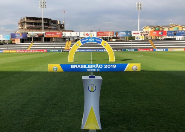 Clubes vão se reunir com o Governo na quinta para a volta do Campeonato Paranaense