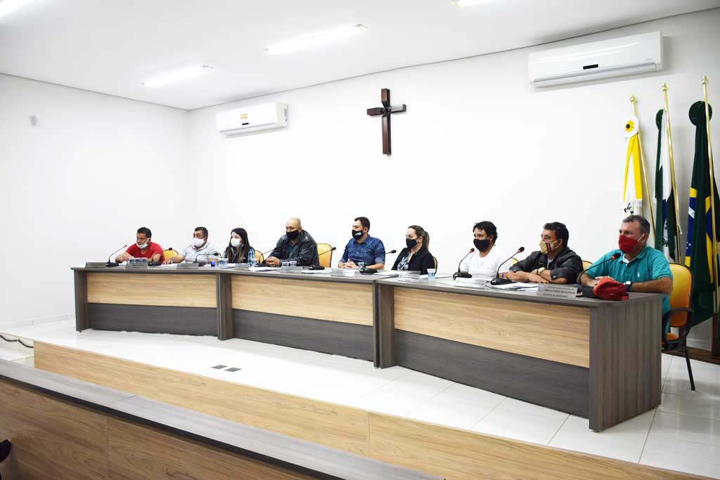 Vereador fala sobre projetos durante a pandemia e obras de pavimentação em Pinhalão