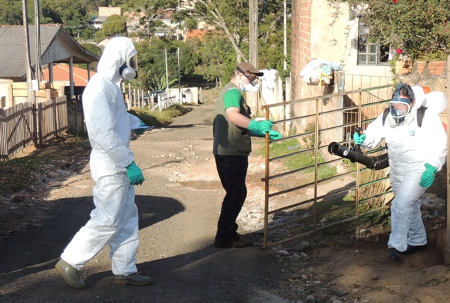 Vigilância realiza aplicação de inseticida após registro de caso de Zika Vírus em Jaguariaíva