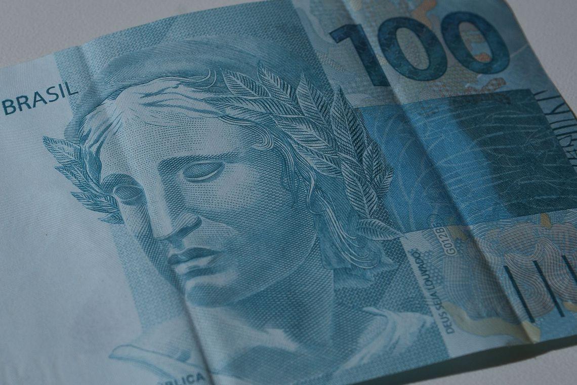 Dívida pública federal fecha 2018 em R$ 3,877 trilhões