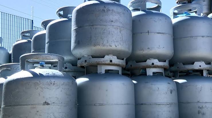Preço do botijão de gás de cozinha pode chegar a R$ 100 nos próximos dias