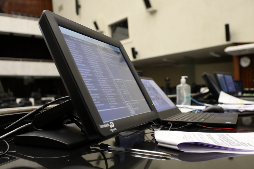 Novo modelo de concessão e fim dos contratos  antigos estão na mira da Assembleia