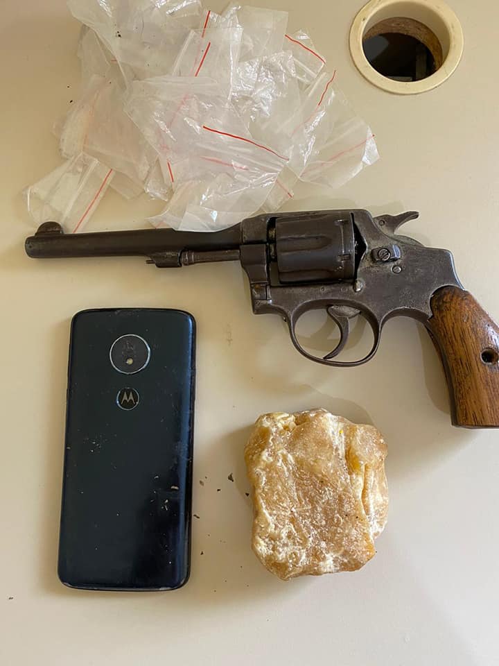 Mega operação prende 19 e encontra mais de R$ 650 mil em Jaguariaíva e Sengés