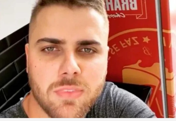 Zé Neto se pronuncia após foto de sunga apagada no Instagram: “Agora, só de rosto”