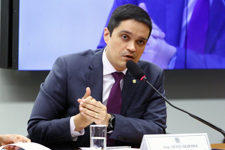 Projeto flexibiliza regras para laqueadura e vasectomia