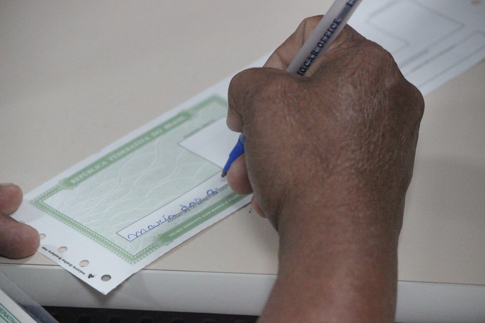 Número de candidatos negros aumenta quase 40% no Paraná