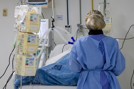 Boletim registra nove mortes 467 novos casos do novo coronavírus no Paraná