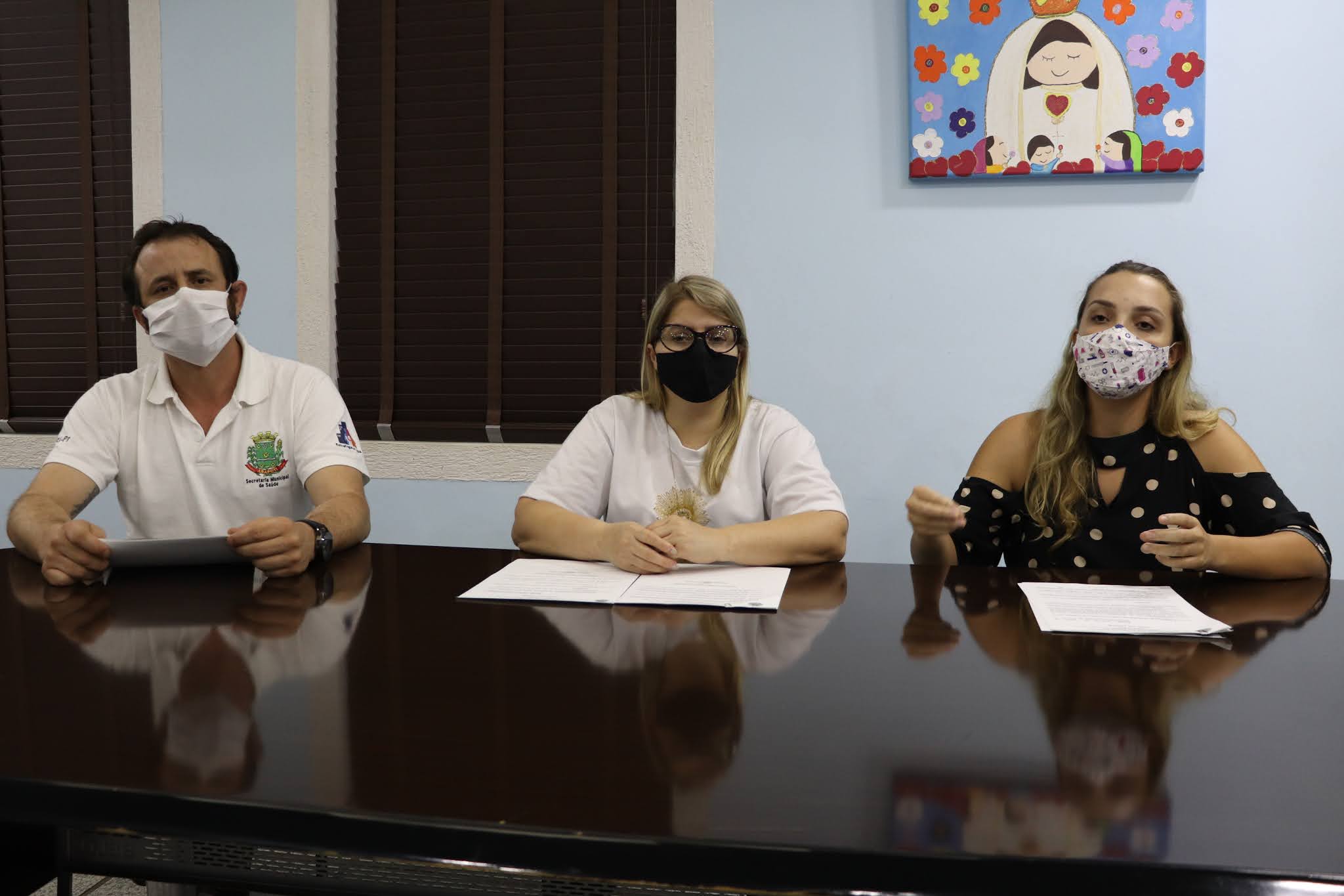 Novos decretos flexibilizam funcionamento de bares e igrejas em Arapoti