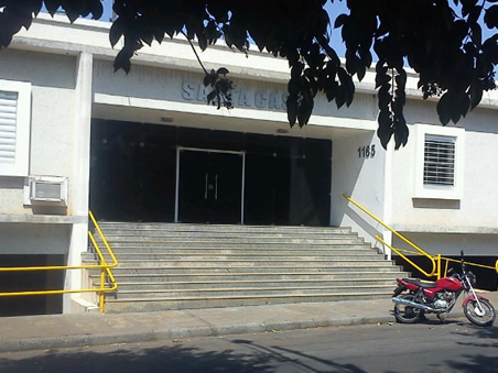 Caçador leva tiro da própria espingarda e vai parar no hospital