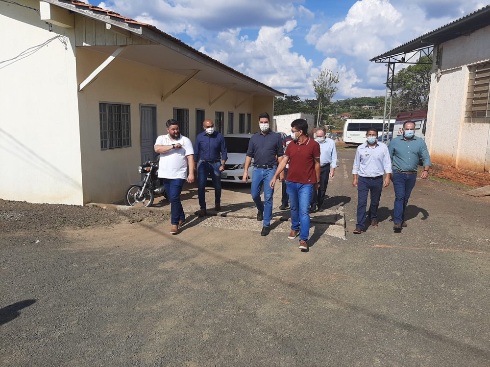 Guto Silva visita Curiúva e participa de vistoria em obras de pavimentação asfáltica