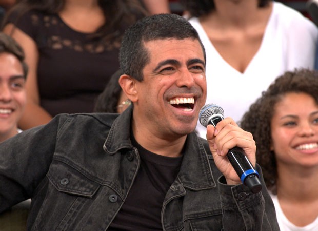 Atores dão apoio a vítimas de agressões e assédio de Marcius Melhem, que tenta se defender