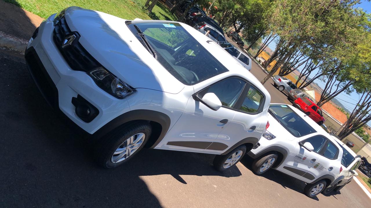 Prefeitura de Arapoti recebe automóveis para Assistência Social e realiza revitalização da Linha Verde