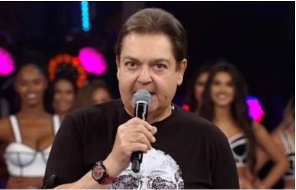 Faustão é internado às pressas no Hospital Albert Einstein, diz colunista