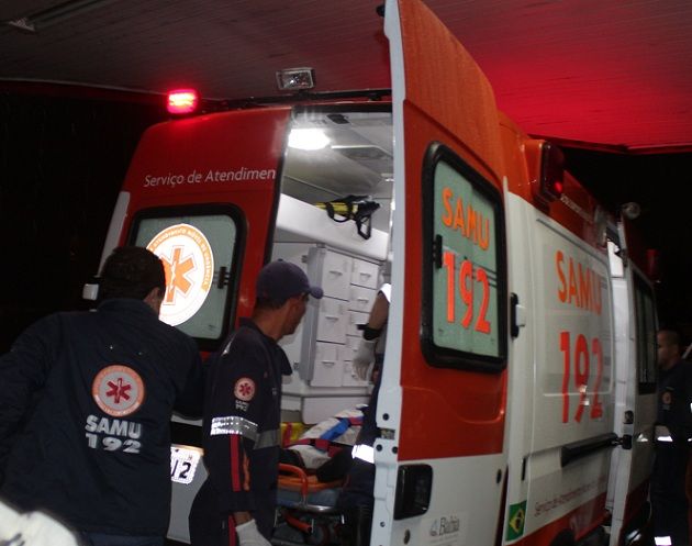 Adolescente leva tiro enquanto andava de bicicleta