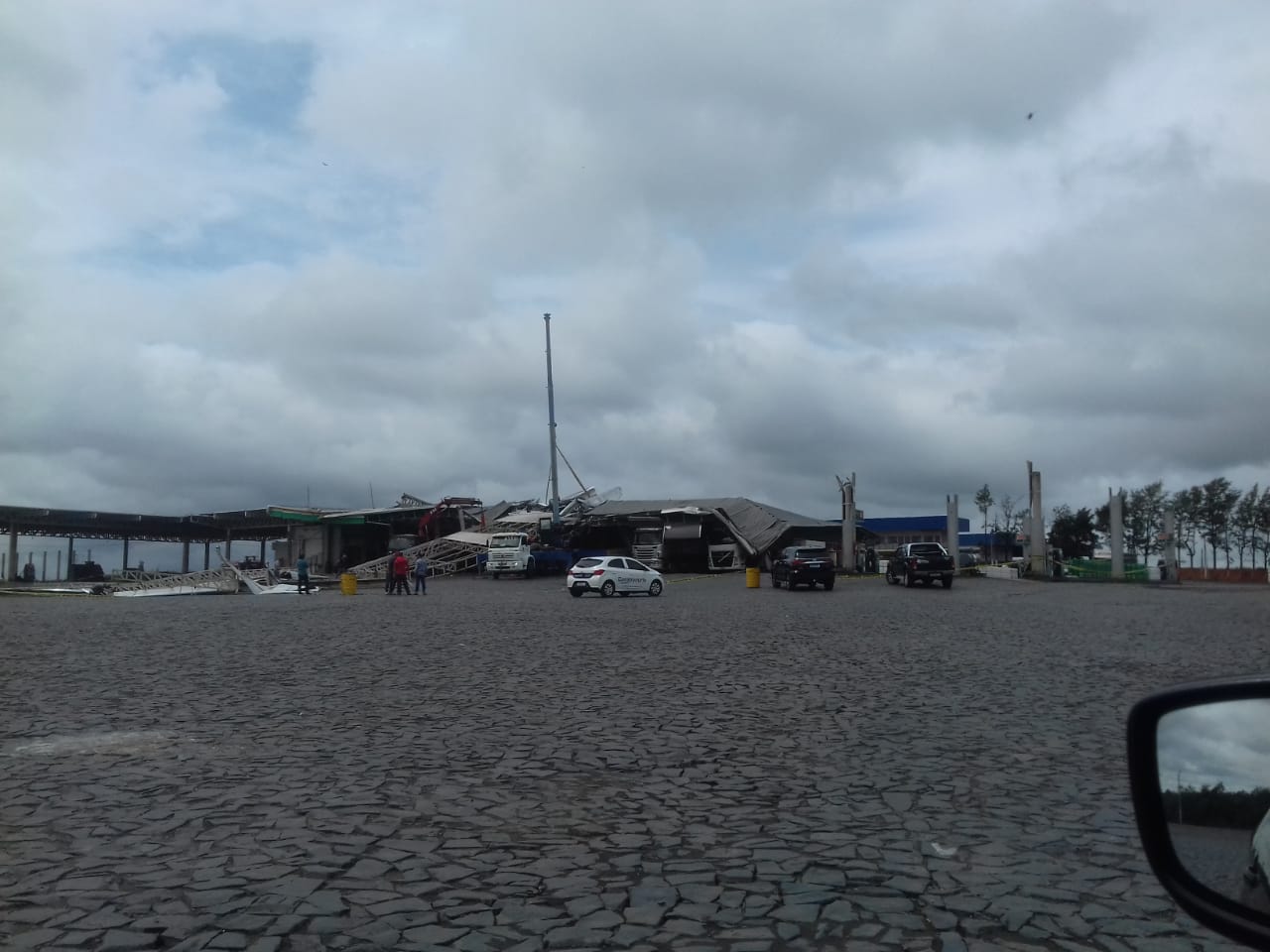 Chuva e ventos fortes deixam rastro de destruição em municípios do Norte Pioneiro