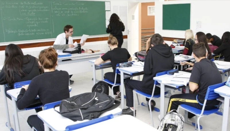 Justiça nega pedido de volta às aulas nas escolas particulares do Paraná