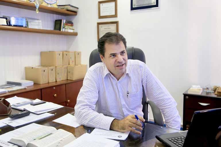 Pleno afasta sanção de restituição de R$ 135 mil a ex-prefeito da região