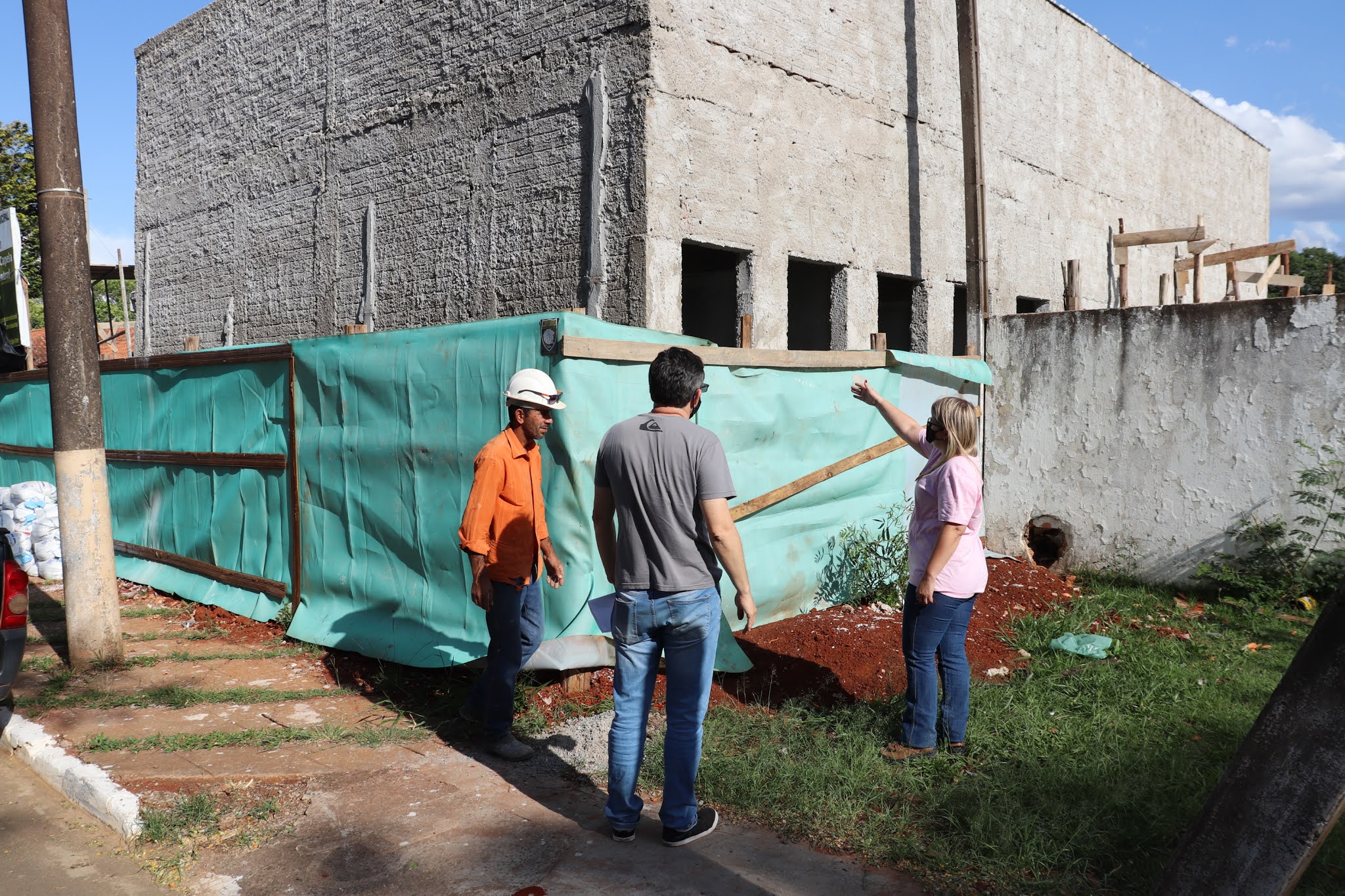 Nerilda Penna faz balanço de obras que podem ser entregues ainda esse ano