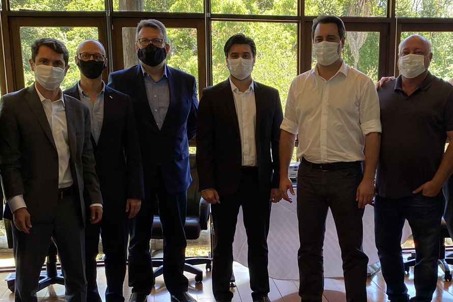 Governo e empresários discutem investimentos e infraestrutura