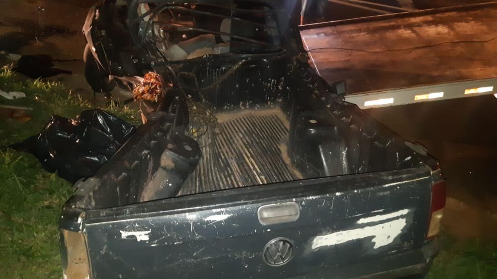 Acidente deixa um morto e dois feridos na BR-153