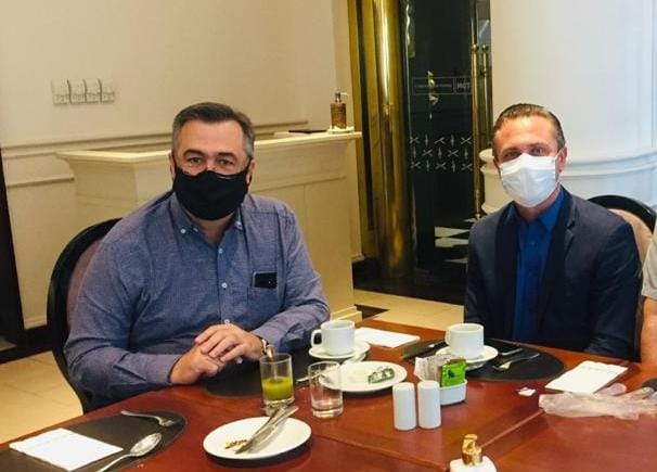 Eleito prefeito de Jacarezinho, Marcelo Palhares é candidato a presidência do Cisnorpi