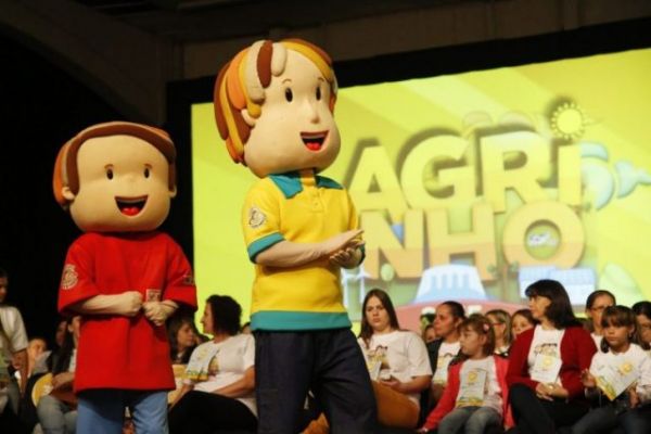 Educação de Ribeirão Claro é campeã em duas fases do Projeto Agrinho