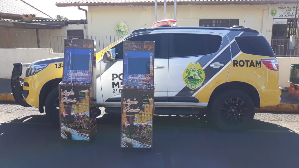 Polícia realiza operação e apreende máquinas caça níqueis em Ribeirão Claro