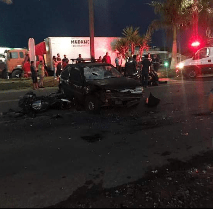 Colisão entre carro e moto mata motociclista na PR-092