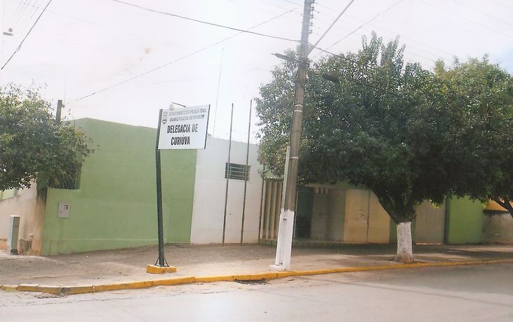 Suspeito tenta esfaquear atual companheiro da ex-mulher