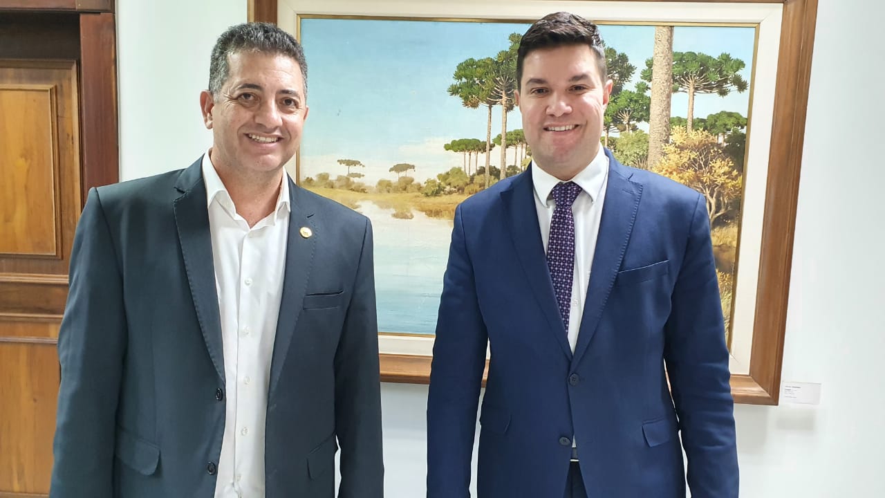 Cobra repórter e Guto Silva falam sobre demandas do Norte Pioneiro no Palácio Iguaçu